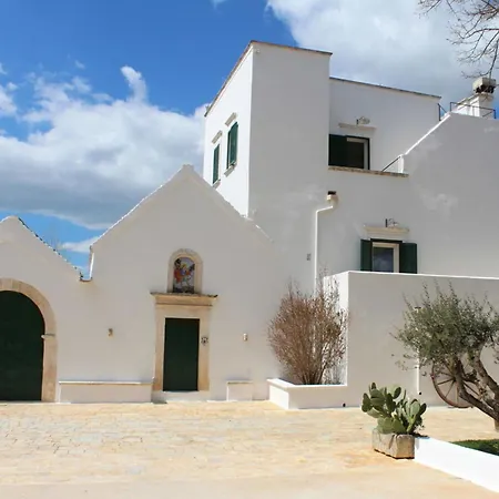 منزل ريفي Masseria Del Saliceto *