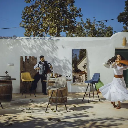 منزل ريفي Masseria Del Saliceto *